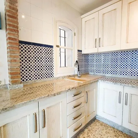 Stunning 2 Bedroom With Incredible Sea Views *