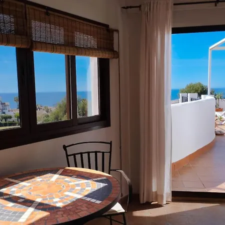 Apartman Stunning 2 Bedroom With Incredible Sea Views Nerja