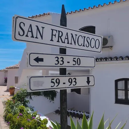 Stunning 2 Bedroom With Incredible Sea Views *