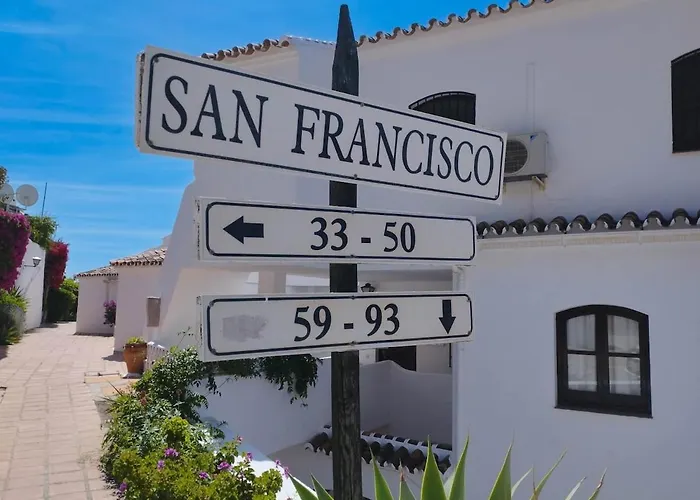 Stunning 2 Bedroom With Incredible Sea Views *